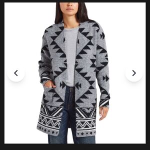 Frye Black and Gray Patterned Cardigan Size Small